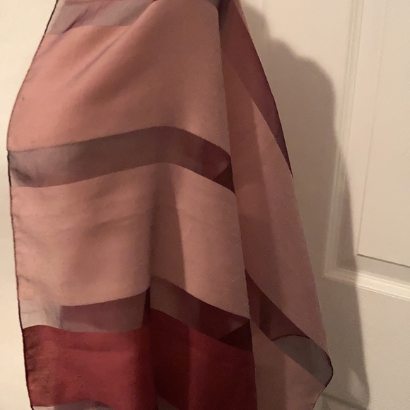 Shawl Scarf - Picture 2 of 5